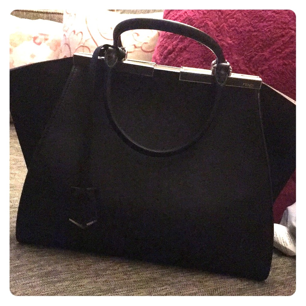 Fendi 3 jours purse black and white